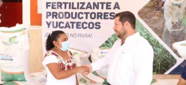 Apoyo de fertilizantes continúa llegando a manos de productores