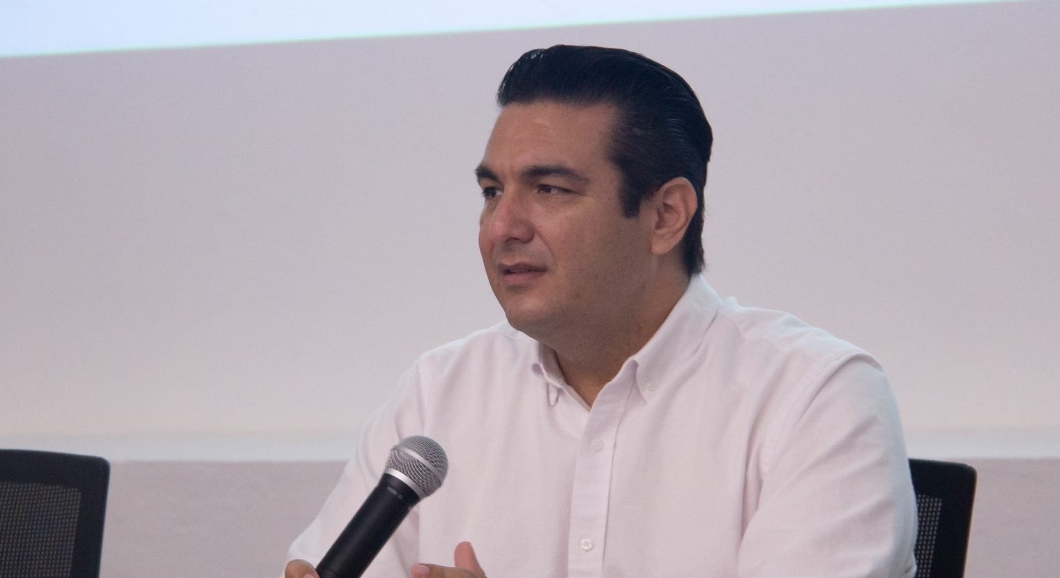 Programas educativos medio superior intensificarán aprendiza de idioma inglés: SIIES