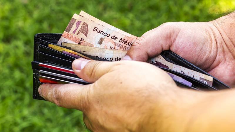 ¿SAT te ‘hincará el diente’ si alguien te hace depósitos en efectivo?