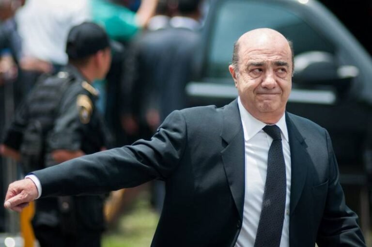 UHXWVCSALNAHDDA776QM572TS4