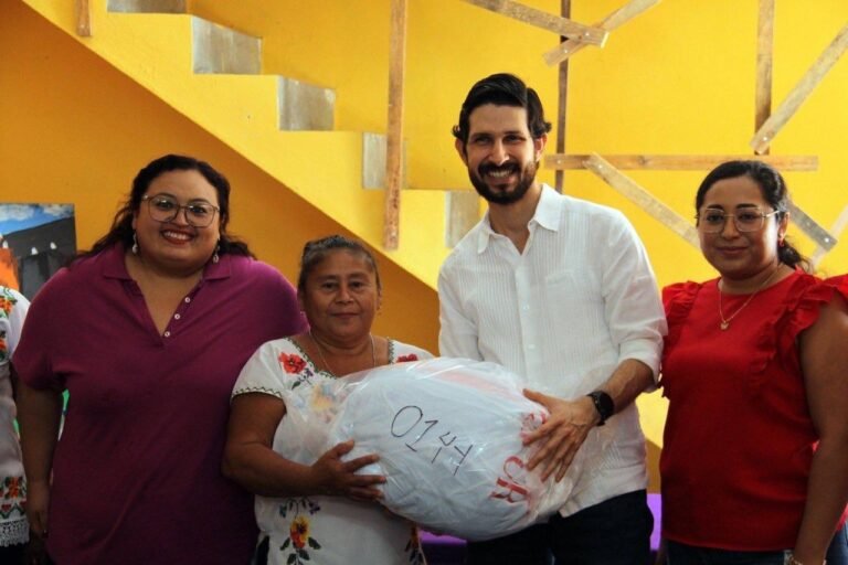 f6a6520d-33bf-41db-ae7b-394d965943eb