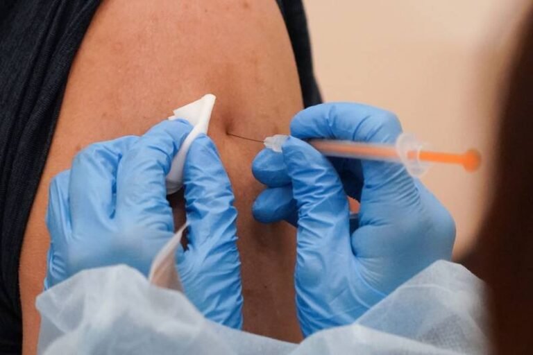 V2QQWDBMONG7HOJAMMUAD3FQF4