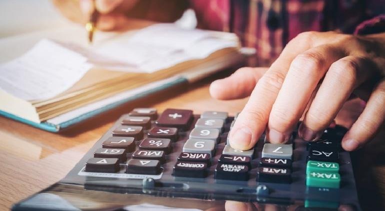 Los contribuyentes más pobres pagaron más IVA que los más ricos durante 2022: CEFP