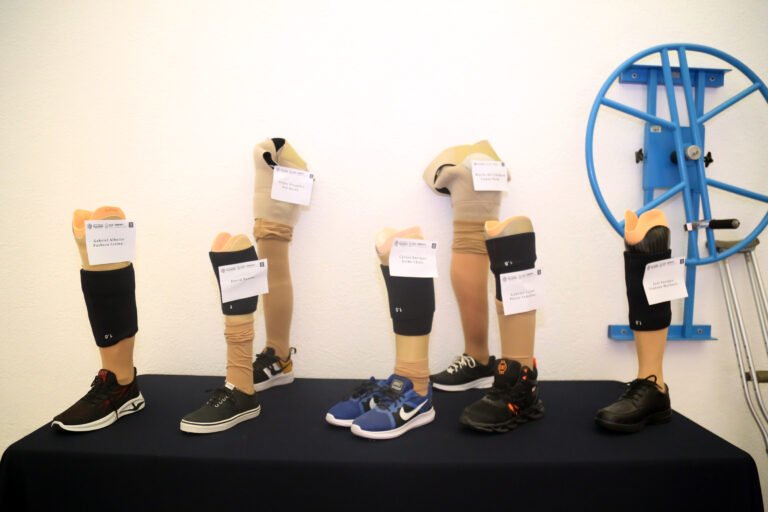 3. Primera entrega de prótesis 2023