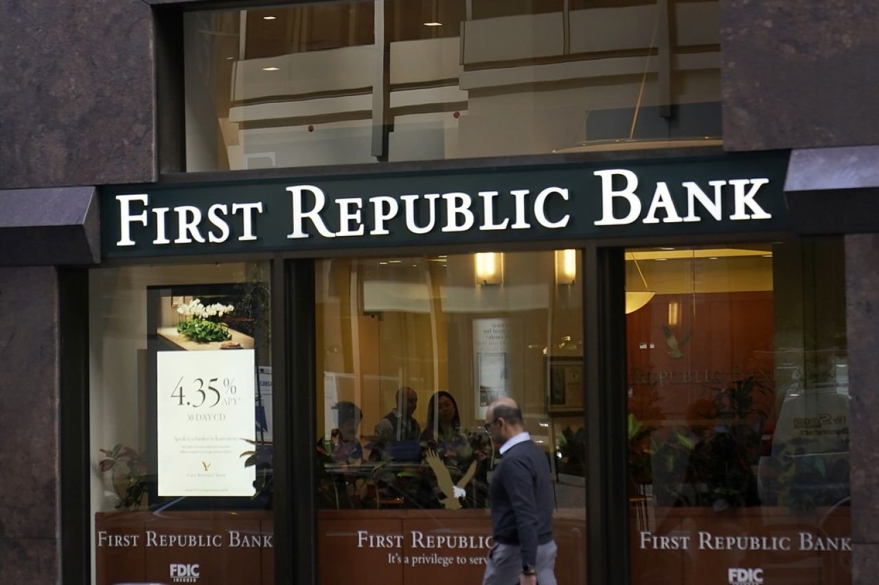 Quiebra de First Republic Bank: ¿Qué lo llevó a la ruina? ¿Qué bancos siguen?