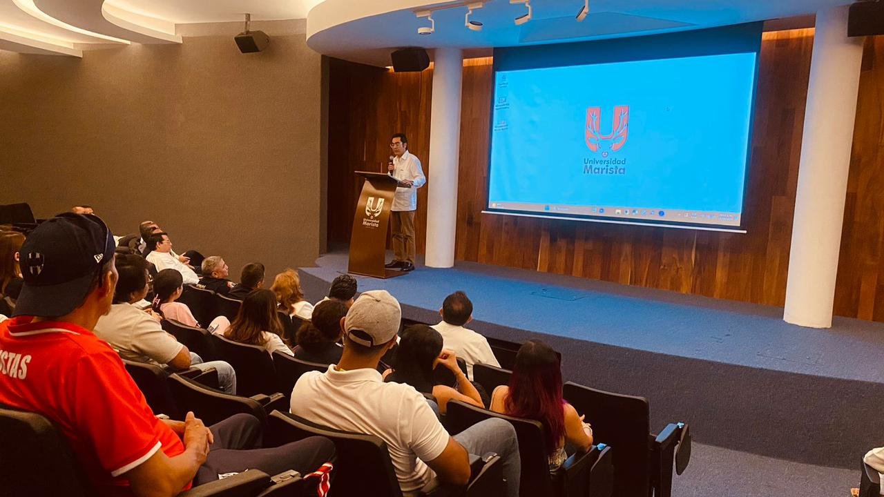 Preside SSY  el programa “Universidad Marista Cardio-Protegida” 