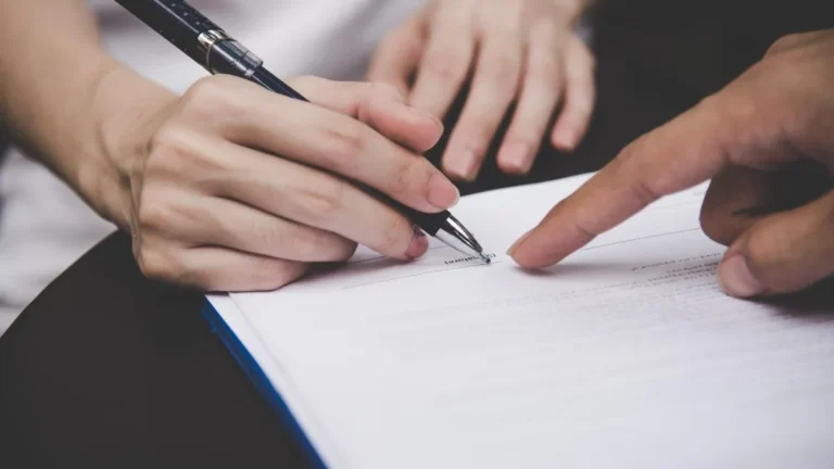 sentencia-judicial-carta-de-renuncia-mujeres_crop1696306762543.jpg_554688468 (1)