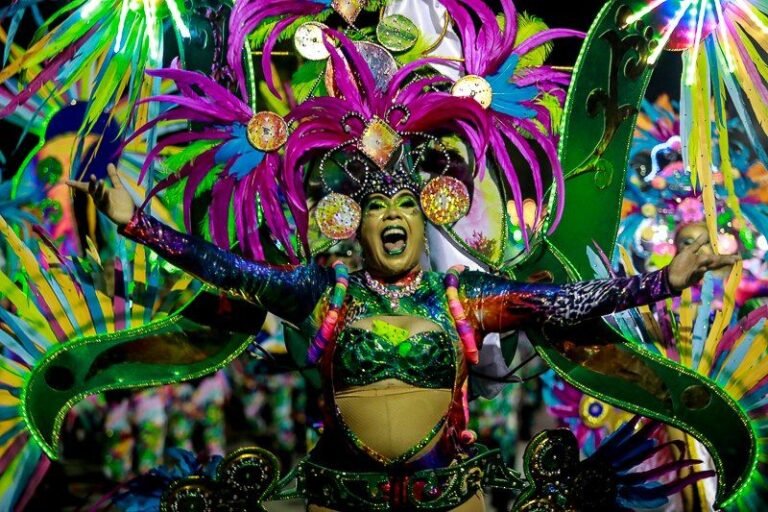 alex-carnaval-24sabado2