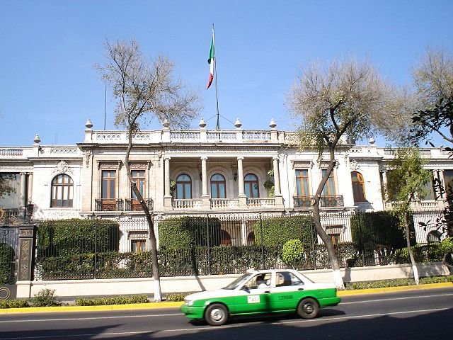 640px-OFICINAS_CENTRALES_DE_LA_SECRETARIA_DE_GOBERNACION