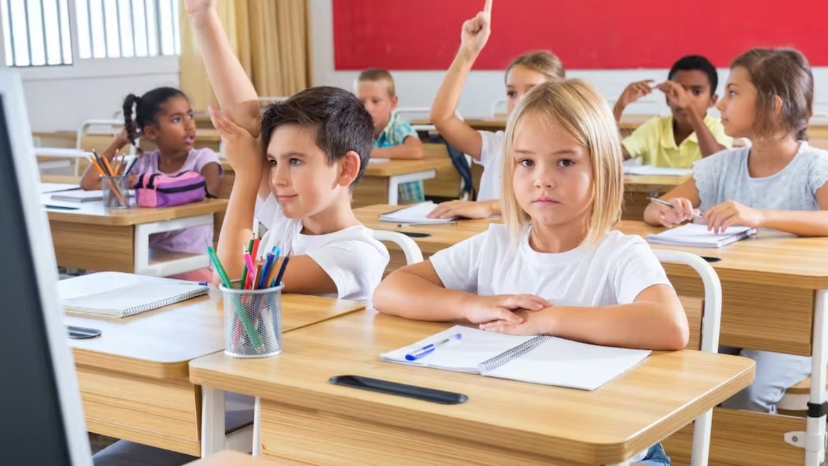 Argentina reformará la Ley de Educación para castigar actos de adoctrinamiento en las escuelas