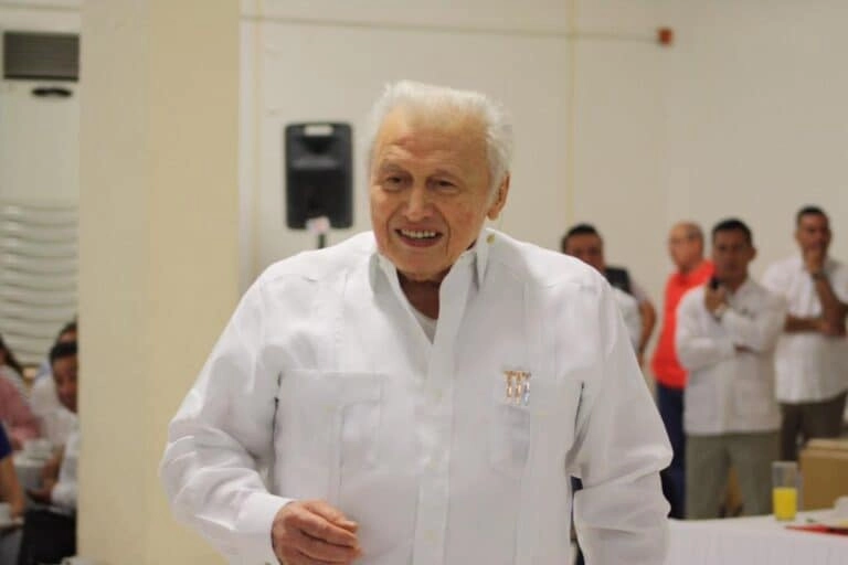 mario-renato-menendez