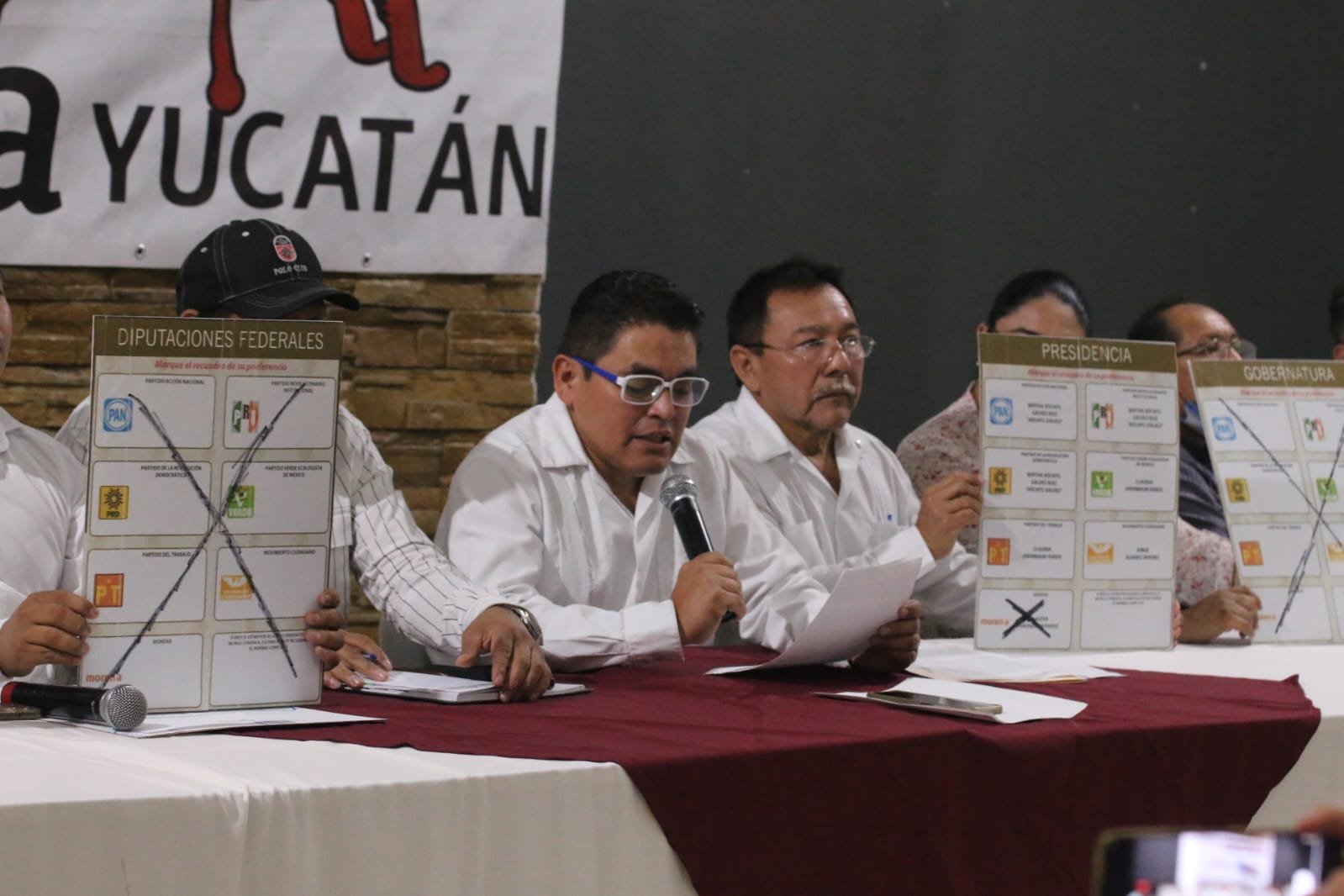 Morenistas fundadores acusan a invasores de crear un “Frankenstein político”