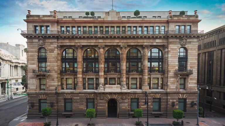 Banco-de-Mexico-museo-construccion-alt