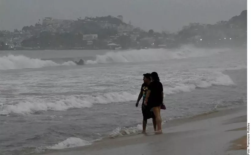 Prevén lluvias en la Península de Yucatán; huracán “Beryl” afecta las Islas de Barlovento