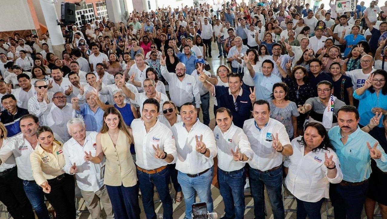 Renán Barrera y Erik Rihani firman la Agenda Progreso 2050