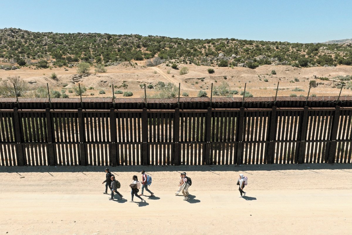 Preocupa falta de enfoque en migración y democracia