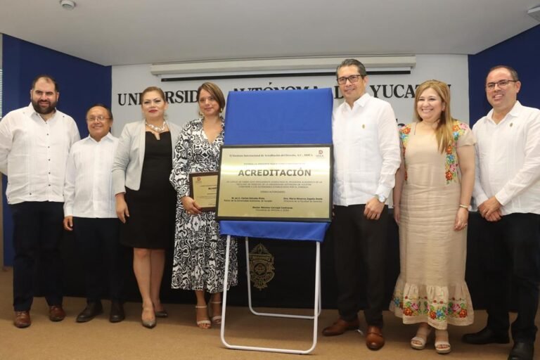 IMG_0551_07-06-2024 acreditación internacional de la Lic en Derecho