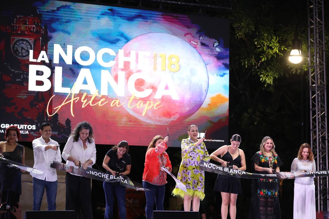 «La Noche Blanca: Arte a Tope» ilumina las calles de Mérida con creatividad y pasión