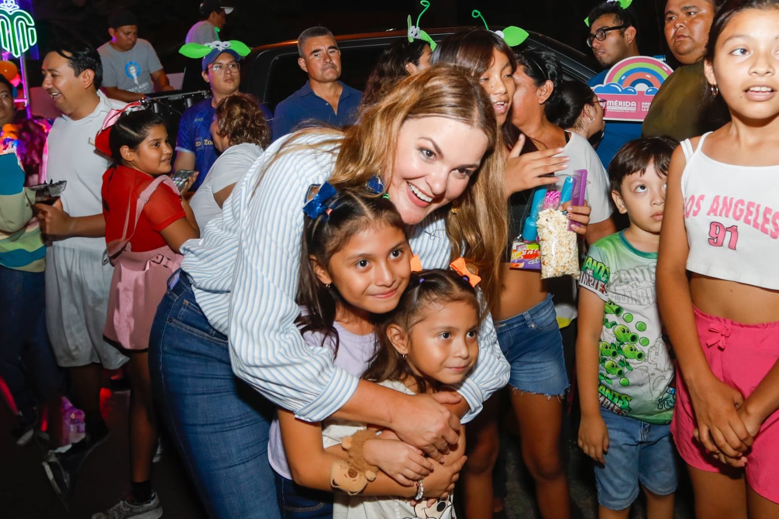 Celebra Cecilia Patrón a la niñez meridana en cada rincón de la ciudad.