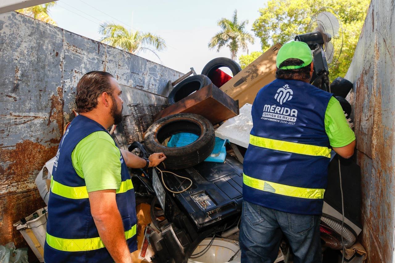 Crece infraestructura y mobiliario para mantener limpia a Mérida