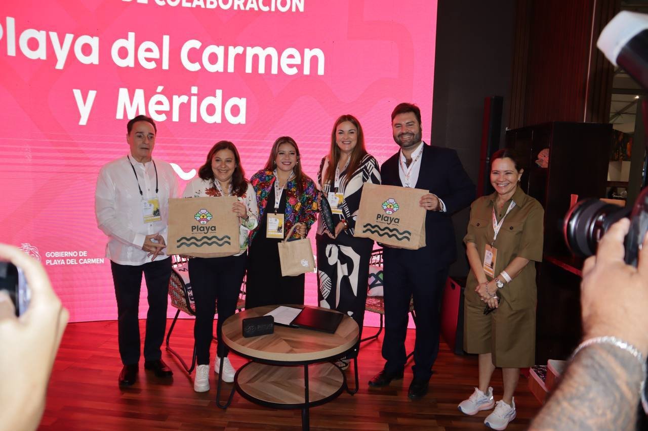 Ayuntamiento de Mérida firma acuerdos con Playa del Carmen y Viva Aerobús