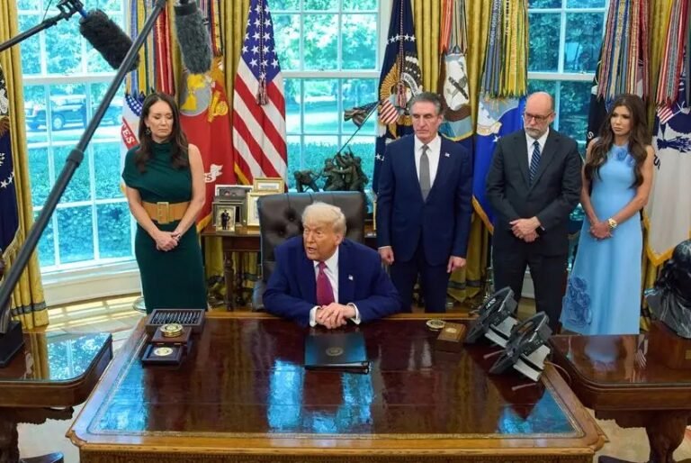 condena-noem-comentarios-de-sheinbaum-sobre-protestas-en-los-angeles_0ff0ae4e-186b-4e9b-9fa0-dfeff815f7a6_media copia