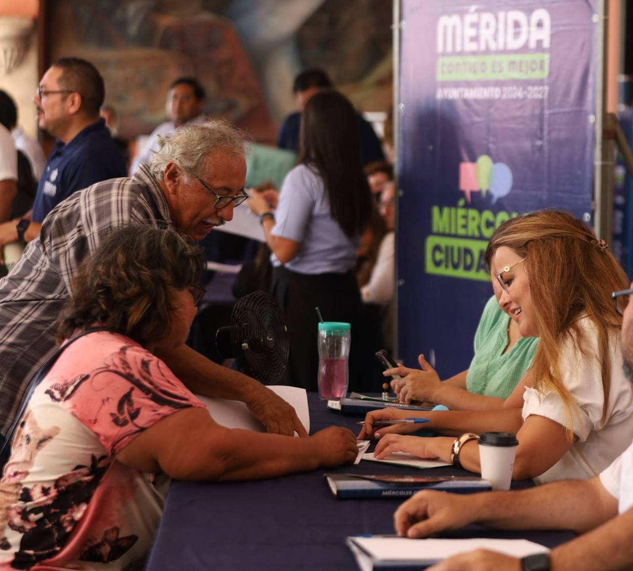 Atiende Cecilia Patrón de 200 demandas ciudadanas en el “Miércoles Ciudadano”