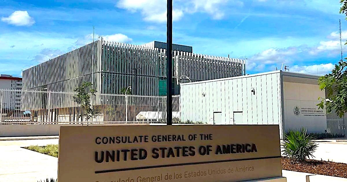 El gobierno estadounidense cobrará 435 dólares por solicitud de visa a partir de 2026