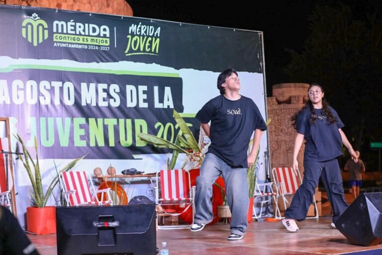 mes de la juventud 2025