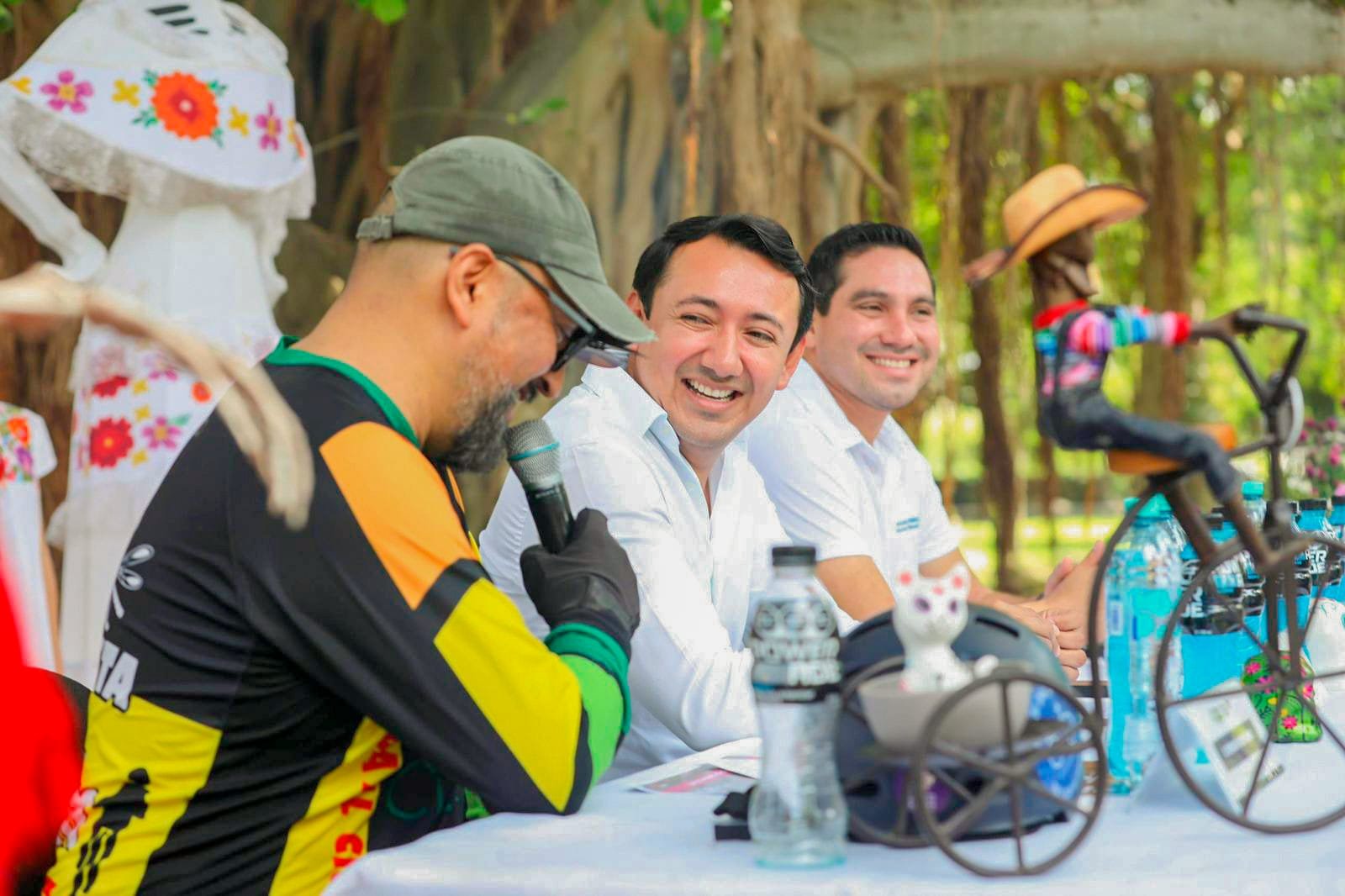 Cecilia Patrón suma a ciclistas al Festival de las Ánimas 2025