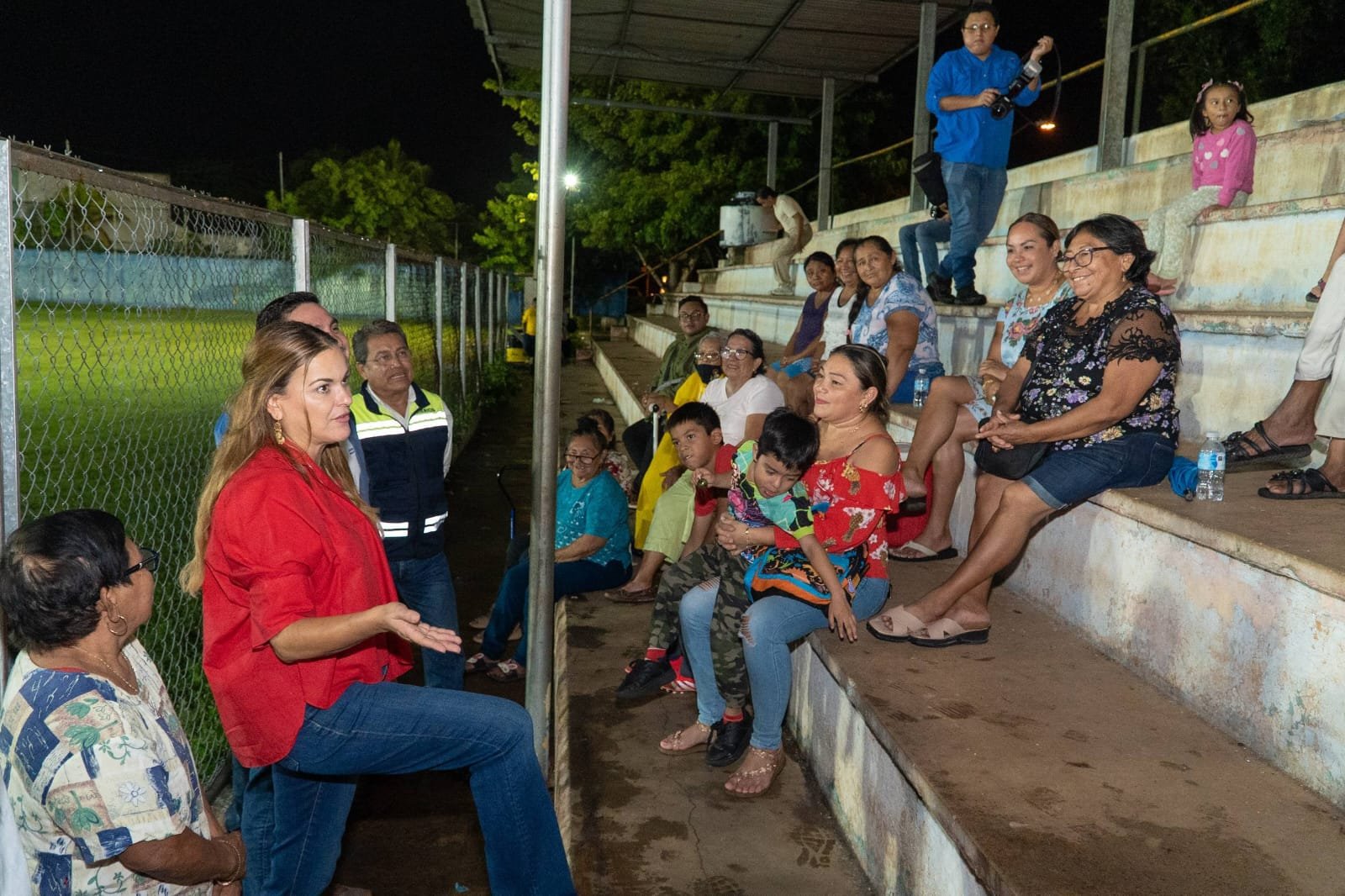 Cecilia Patrón lleva a nivel calle dependencias municipales