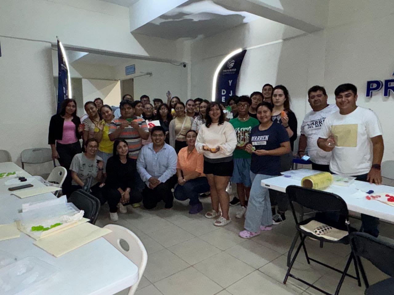 Rihani impulsa talleres de emprendimiento para jóvenes en Progreso