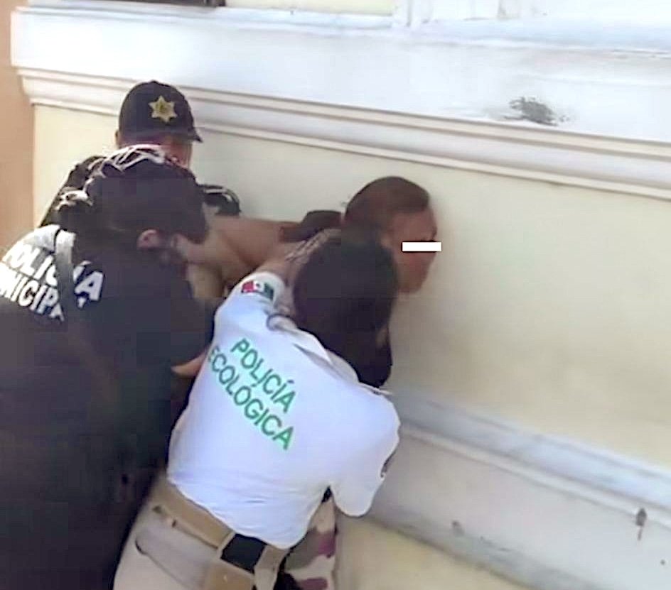 Detienen a fémina escandalosa en el centro de Mérida