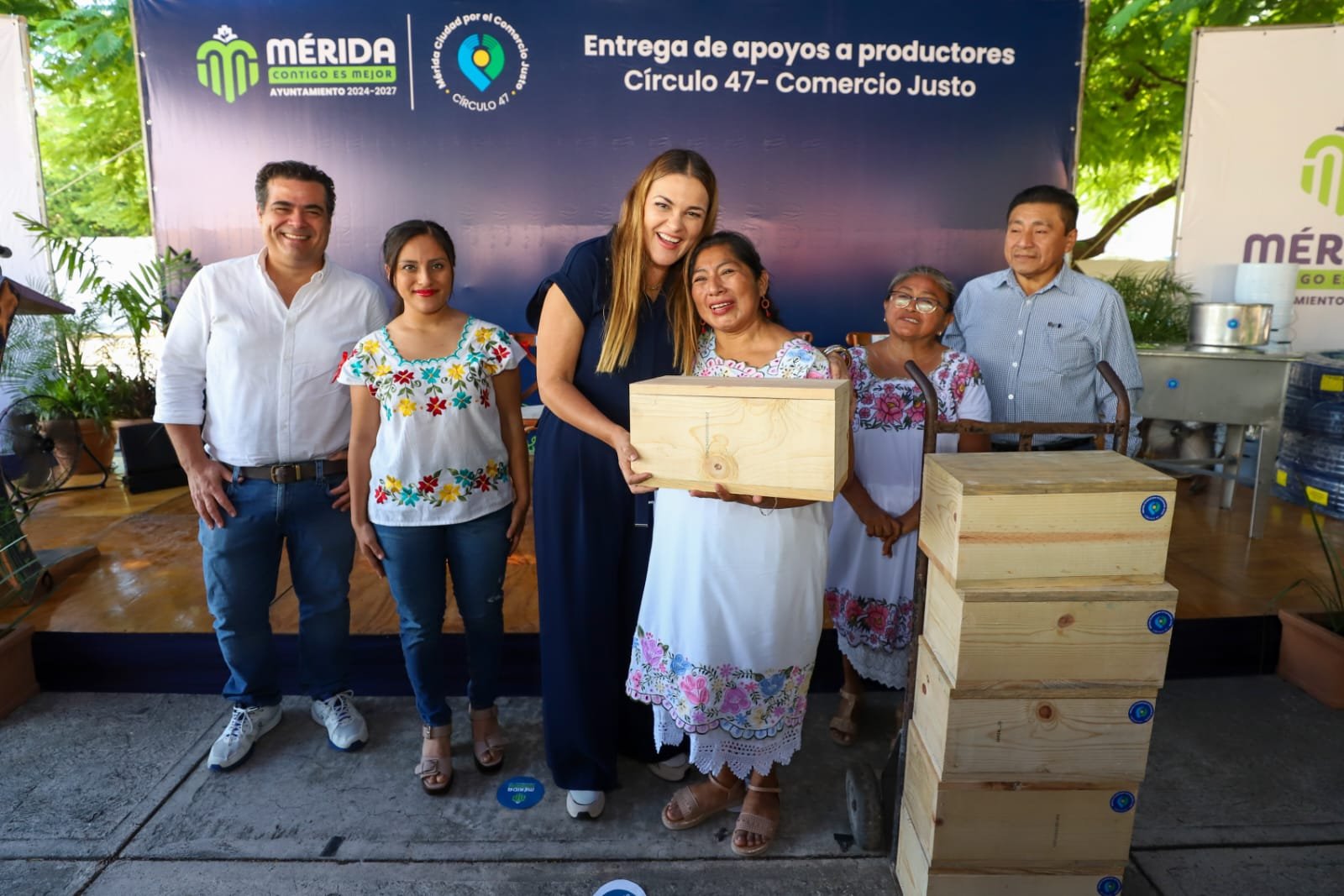 Cecilia Patrón impulsa el comercio justo para productores y artesanos de Mérida