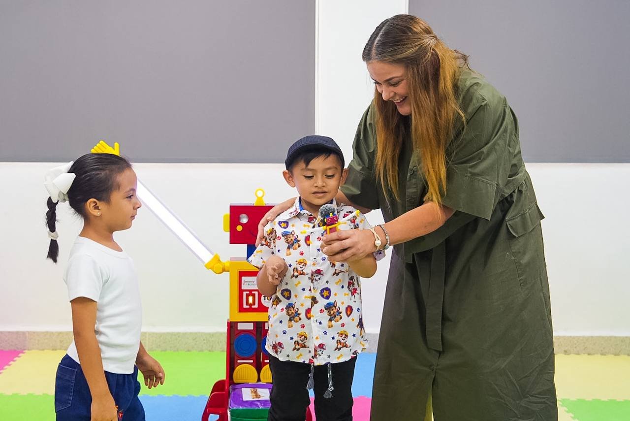 Mérida trabaja para que los niños vivan en espacios seguros: Cecilia Patrón