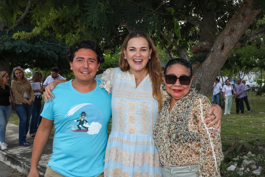 En Mérida dialogamos y resolvemos en comunidad: Cecilia Patrón