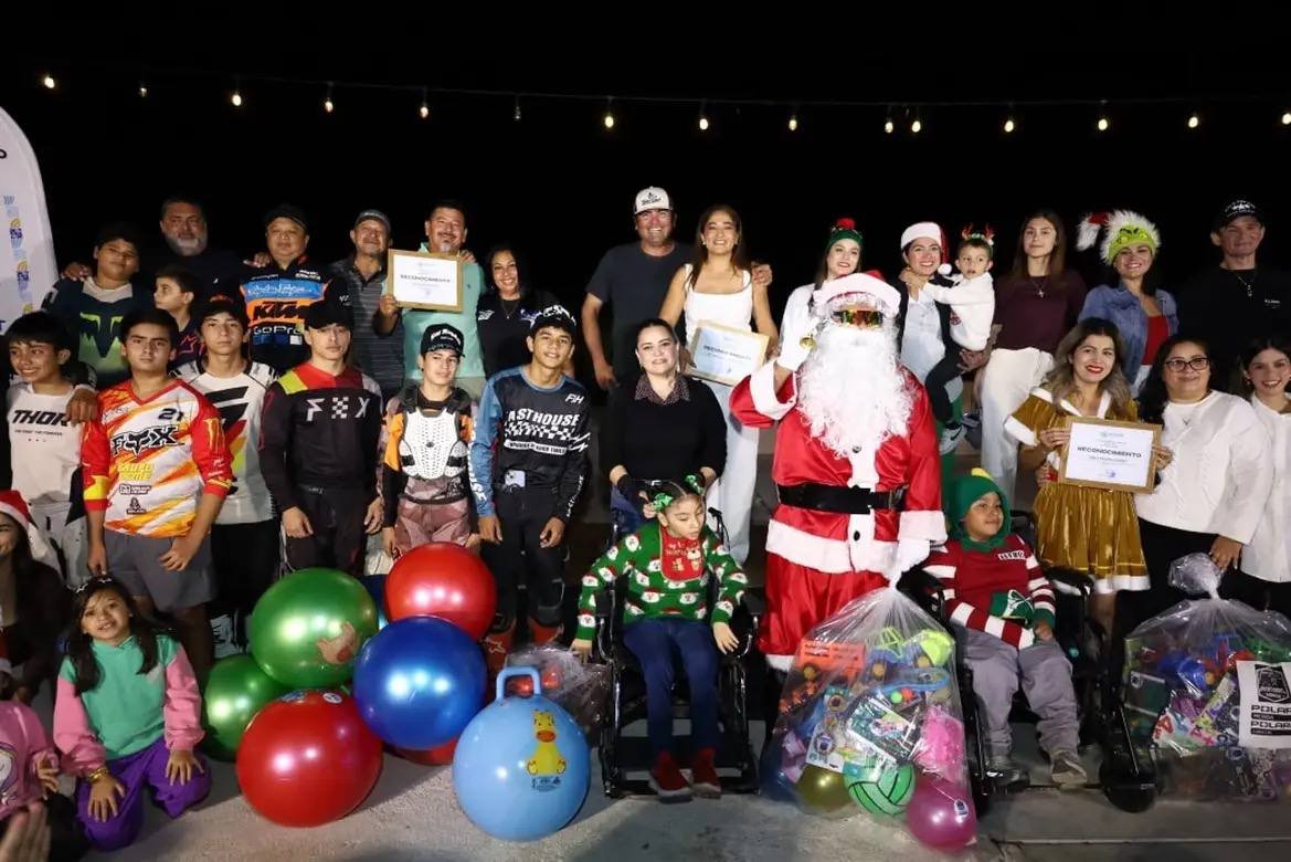Unidos por la niñez: exitosa caravana de juguetes en Progreso