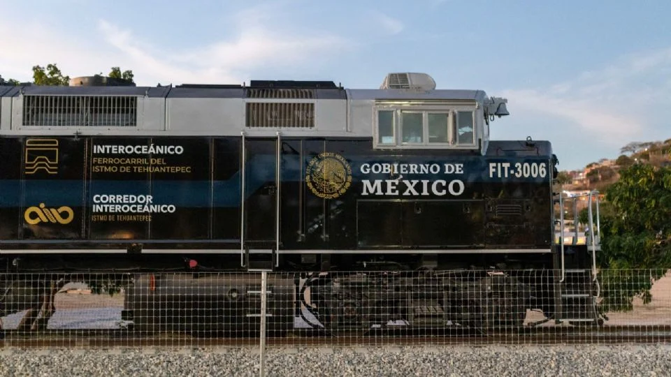 Descarrila tren interoceánico en Oaxaca: 13 muertos y 98 heridos