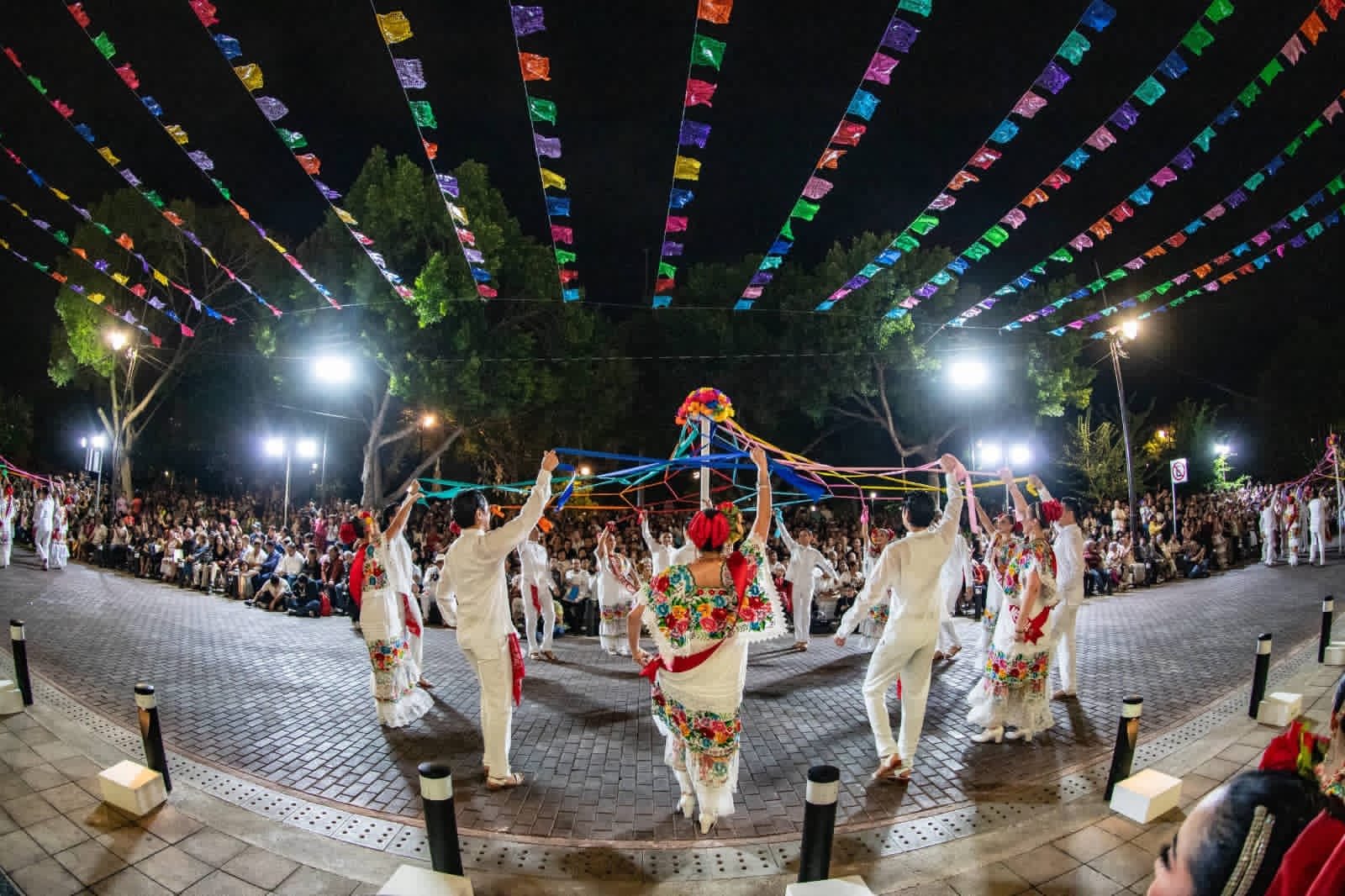 El Mérida Fest 2026 llega a su fin con más de 100 mil asistentes.