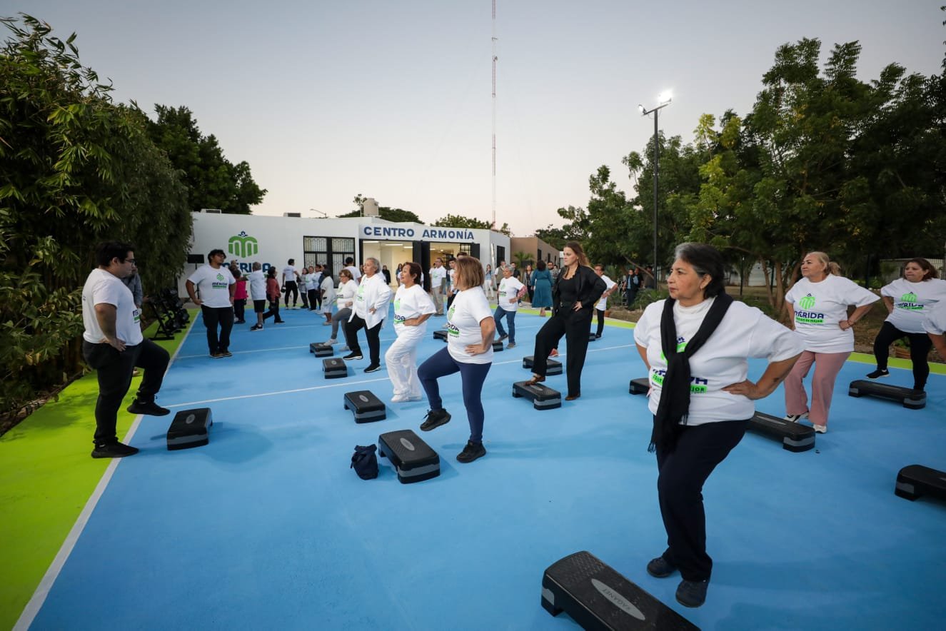 Inaugura Cecilia Patrón espacio deportivo en Centro Armonía