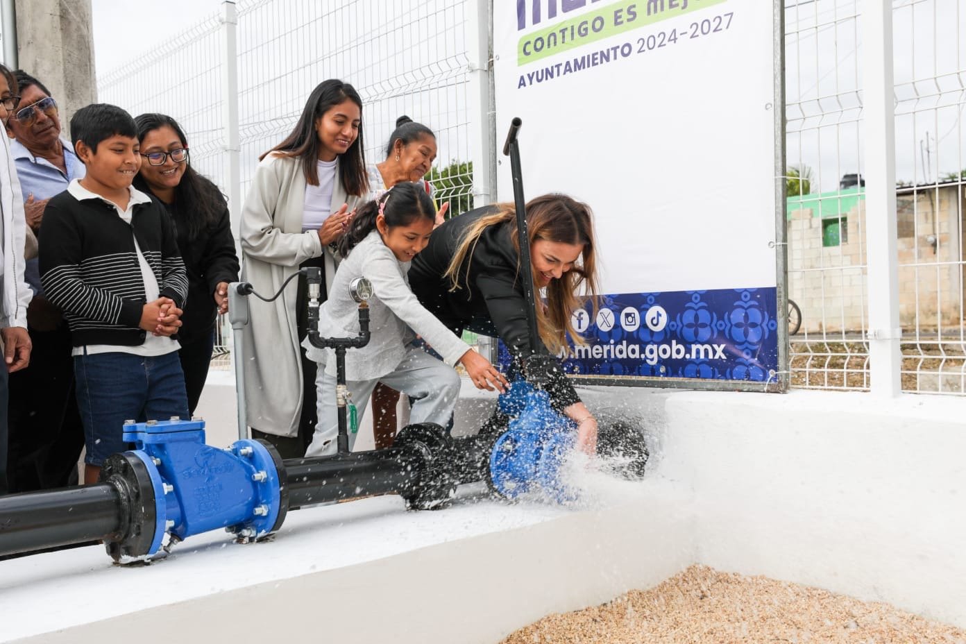 Agua que sí llega, con justicia social en Yaxnic: Cecilia Patrón.