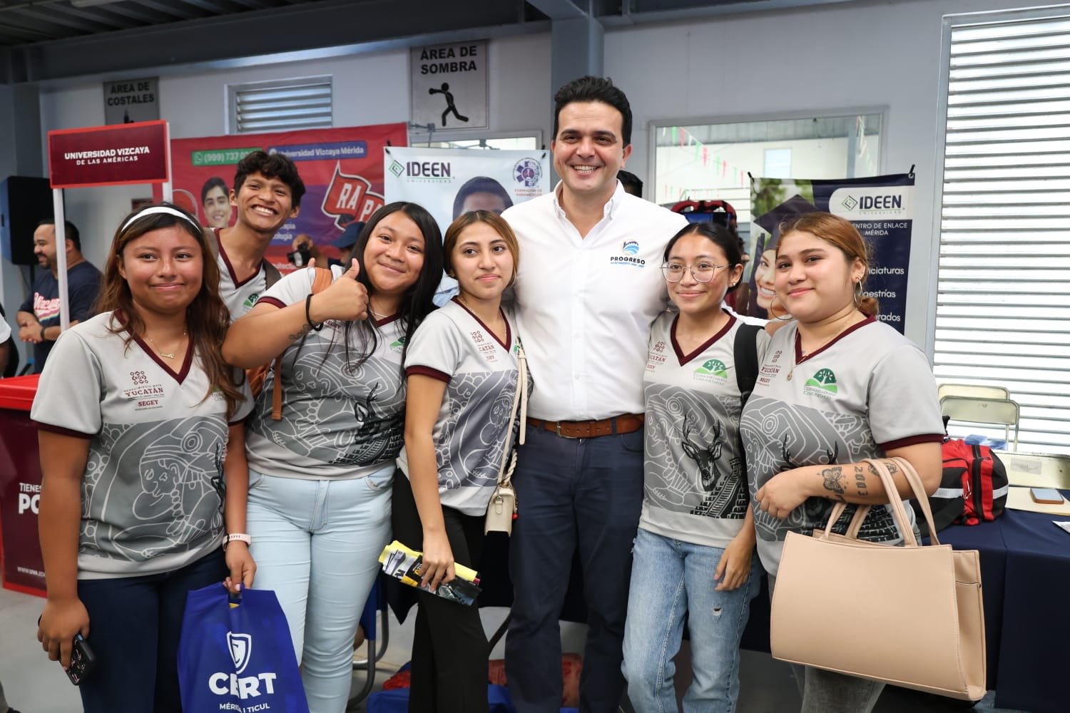 Erik Rihani acerca opciones con la Expo Universidades Progreso 2026