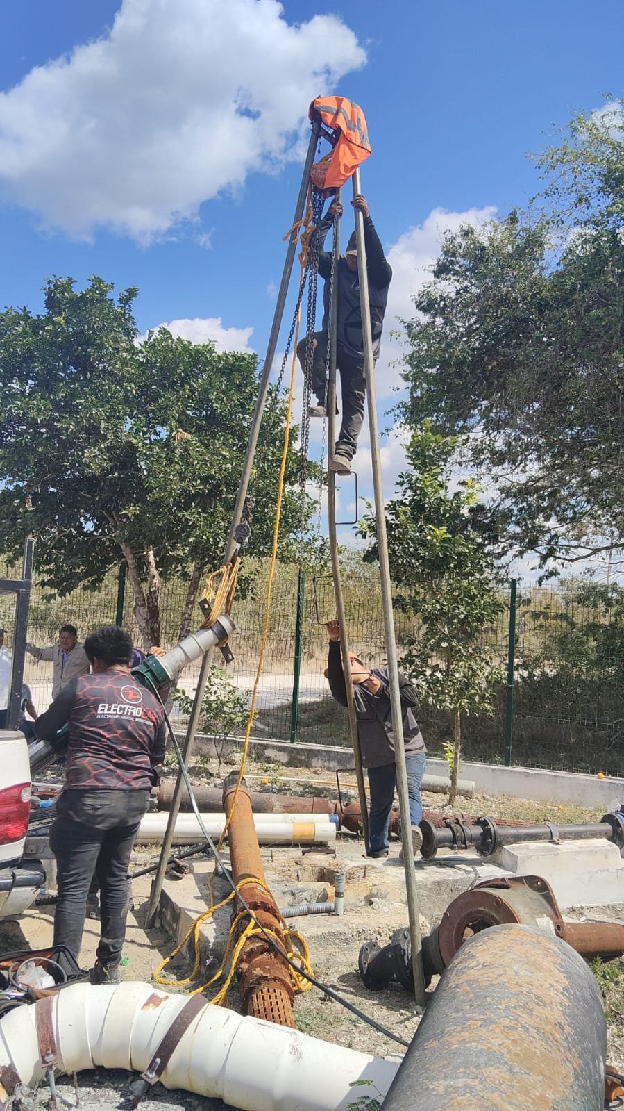 Progreso realiza mantenimiento en cárcamo de Tamanché