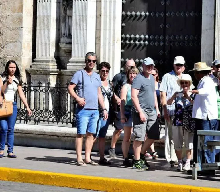 turistas.jpg
