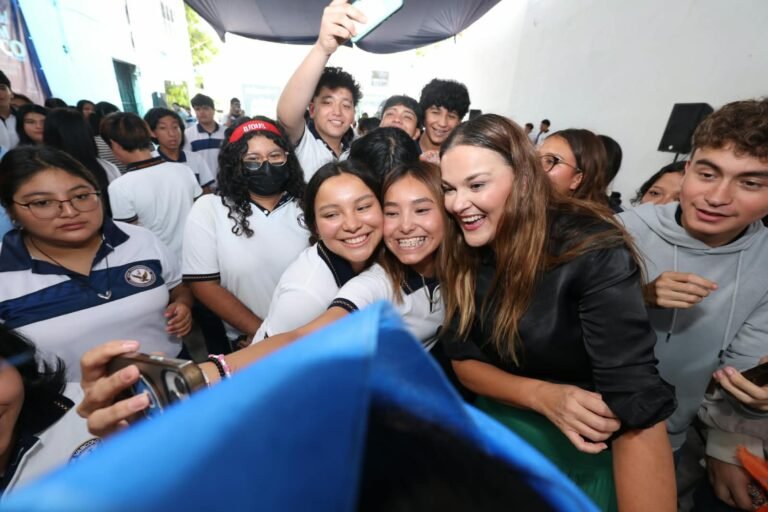 Ceci jovenesWhatsApp Image 2026-10-27 at 3.11.48 PM-2